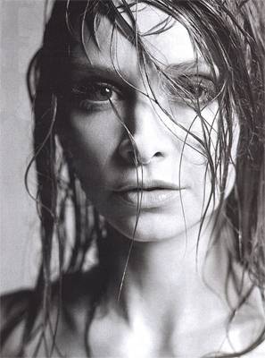 Calista Flockhart (Ally McBeal)