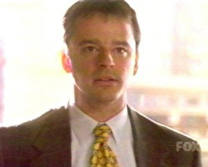Gil Bellows (Billy Thomas)