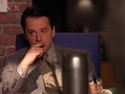 Gil Bellows (Billy Thomas)