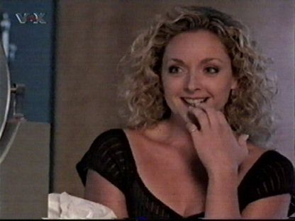 Jane Krakowski (Elaine Vassal)