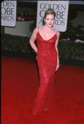 Jane Krakowski (Elaine Vassal)