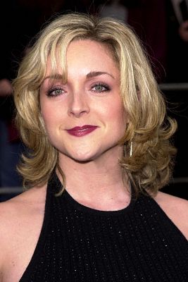 Jane Krakowski (Elaine Vassal)
