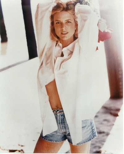 Courtney Thorne-Smith (Georgia Thomas)