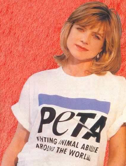 Courtney Thorne-Smith (Georgia Thomas)