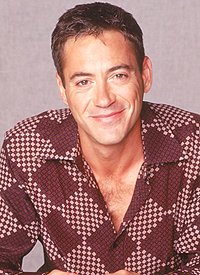 Robert Downey Jr. (Larry Paul)