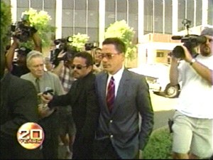 Robert Downey Jr. (Larry Paul)