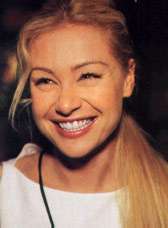Portia de Rossi (Nell Porter)