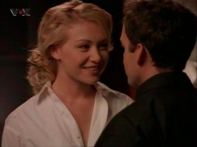 Portia de Rossi (Nell Porter)