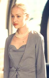 Portia de Rossi (Nell Porter)
