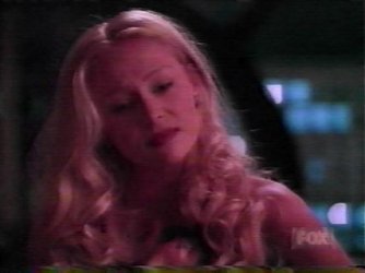 Portia de Rossi (Nell Porter)