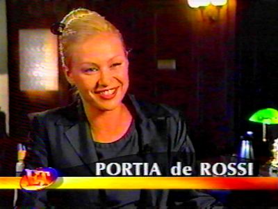 Portia de Rossi (Nell Porter)